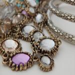 5 Ways to Create an Amazing Jewelry Wardrobe on a Budget